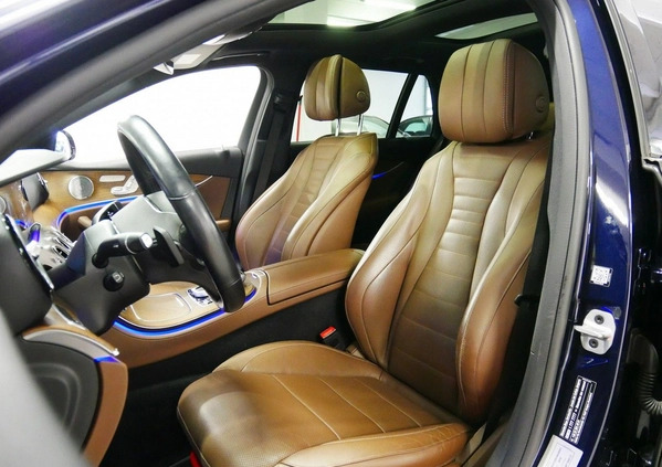 Mercedes-Benz Klasa E cena 139900 przebieg: 117000, rok produkcji 2019 z Libiąż małe 781